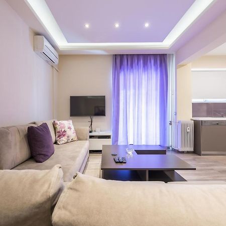 An Impressive 2 Bdr Apt In Glyfada アテネ エクステリア 写真