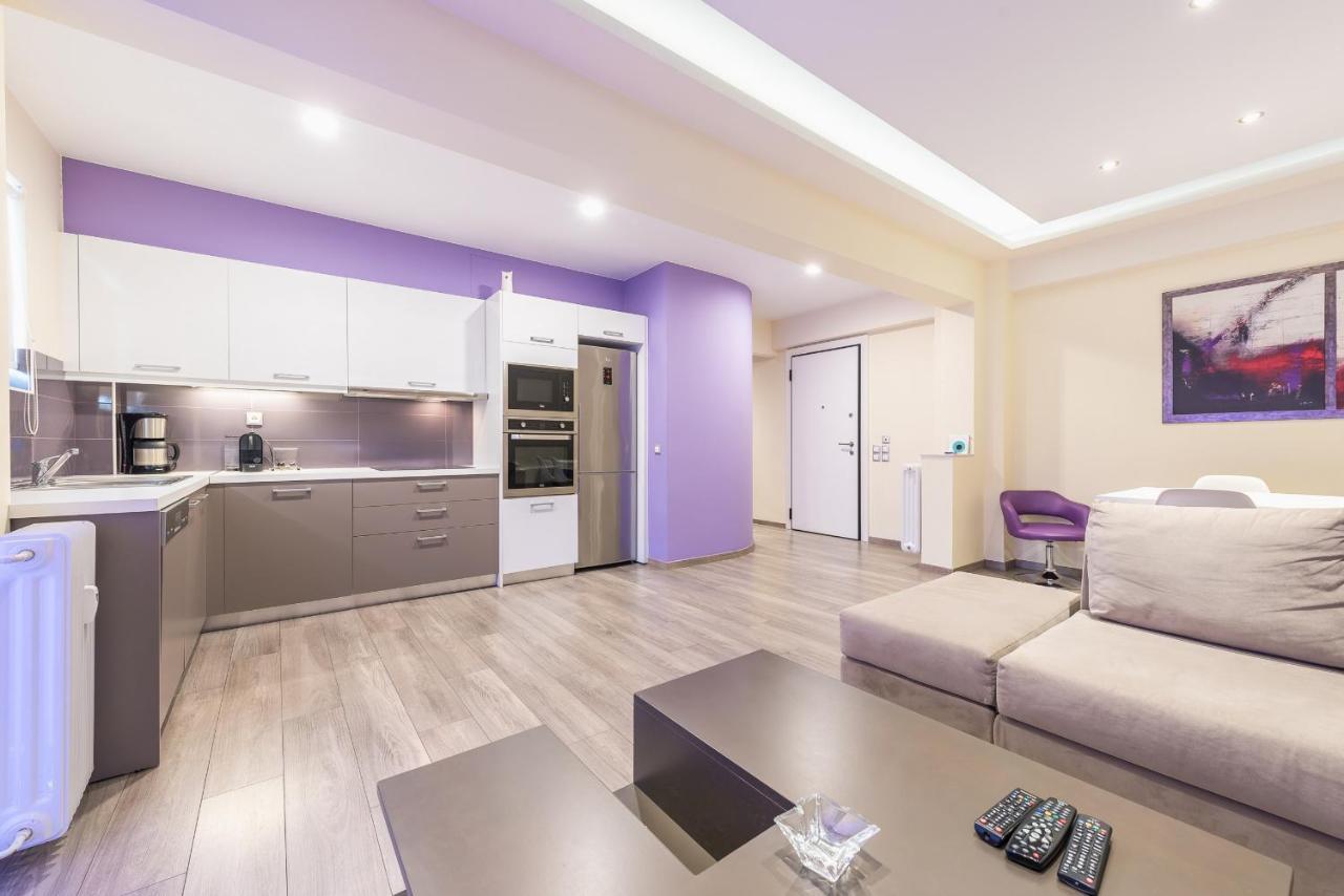 An Impressive 2 Bdr Apt In Glyfada アテネ エクステリア 写真