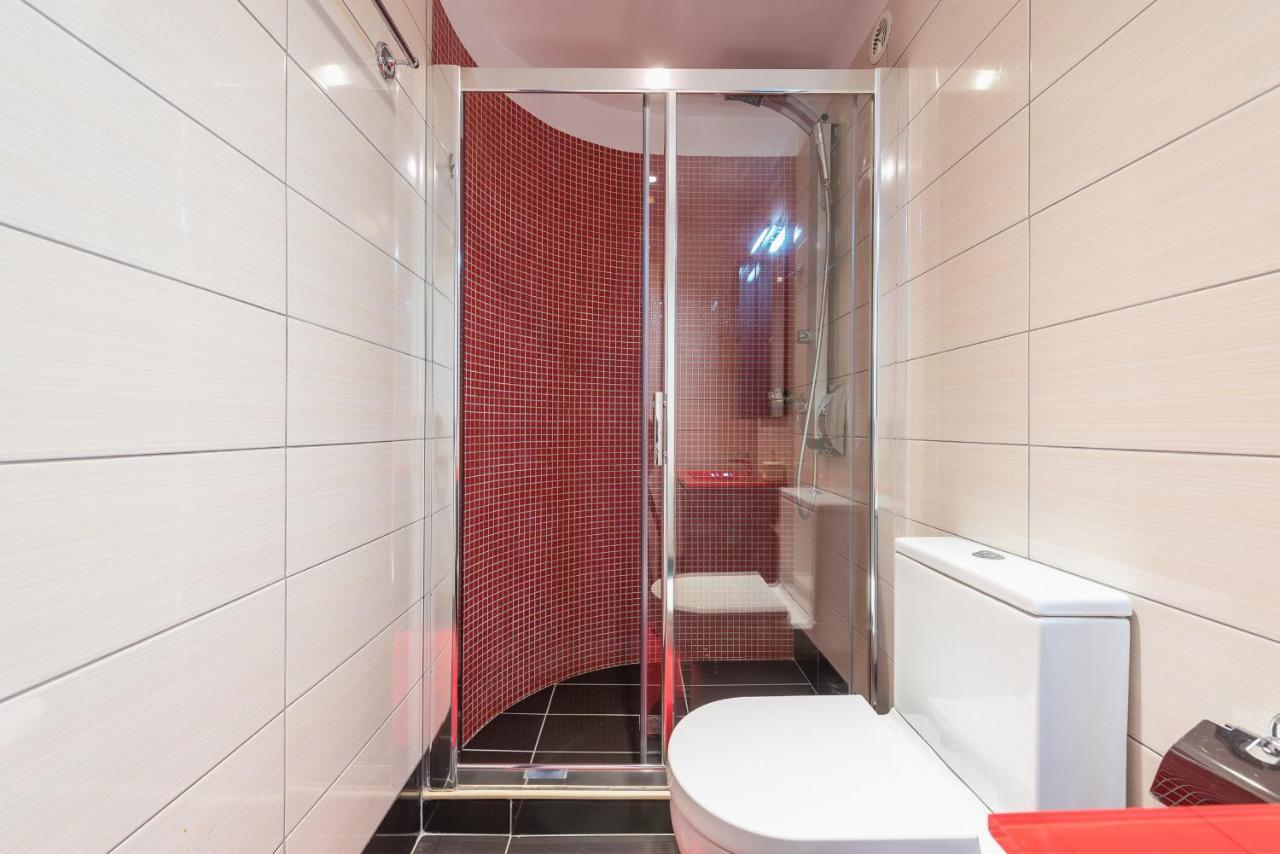 An Impressive 2 Bdr Apt In Glyfada アテネ エクステリア 写真